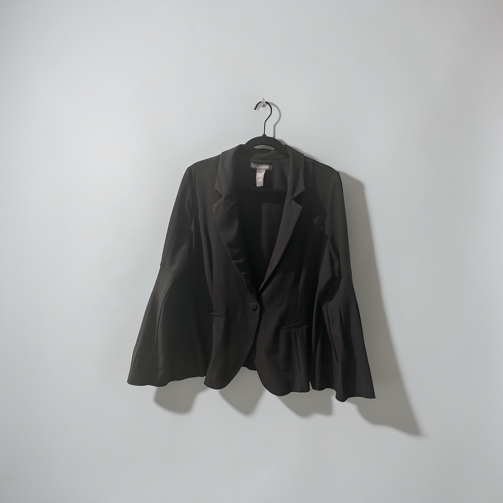 Kate & Mallory Women’s  Black Blazer Jacket Ruffle Bell Sleeve Single Button XL